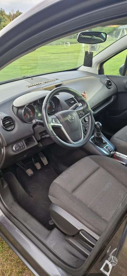 Opel Meriva, 1.4 l., Минивэн