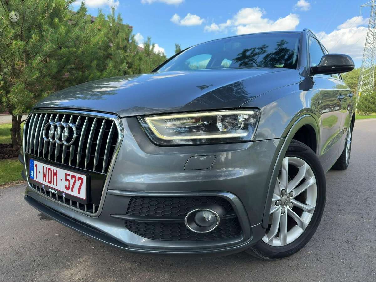 Audi Q3, 2.0 l., off-road / crossover