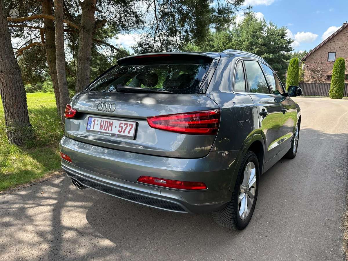 Audi Q3, 2.0 l., Внедорожник / Кроссовер