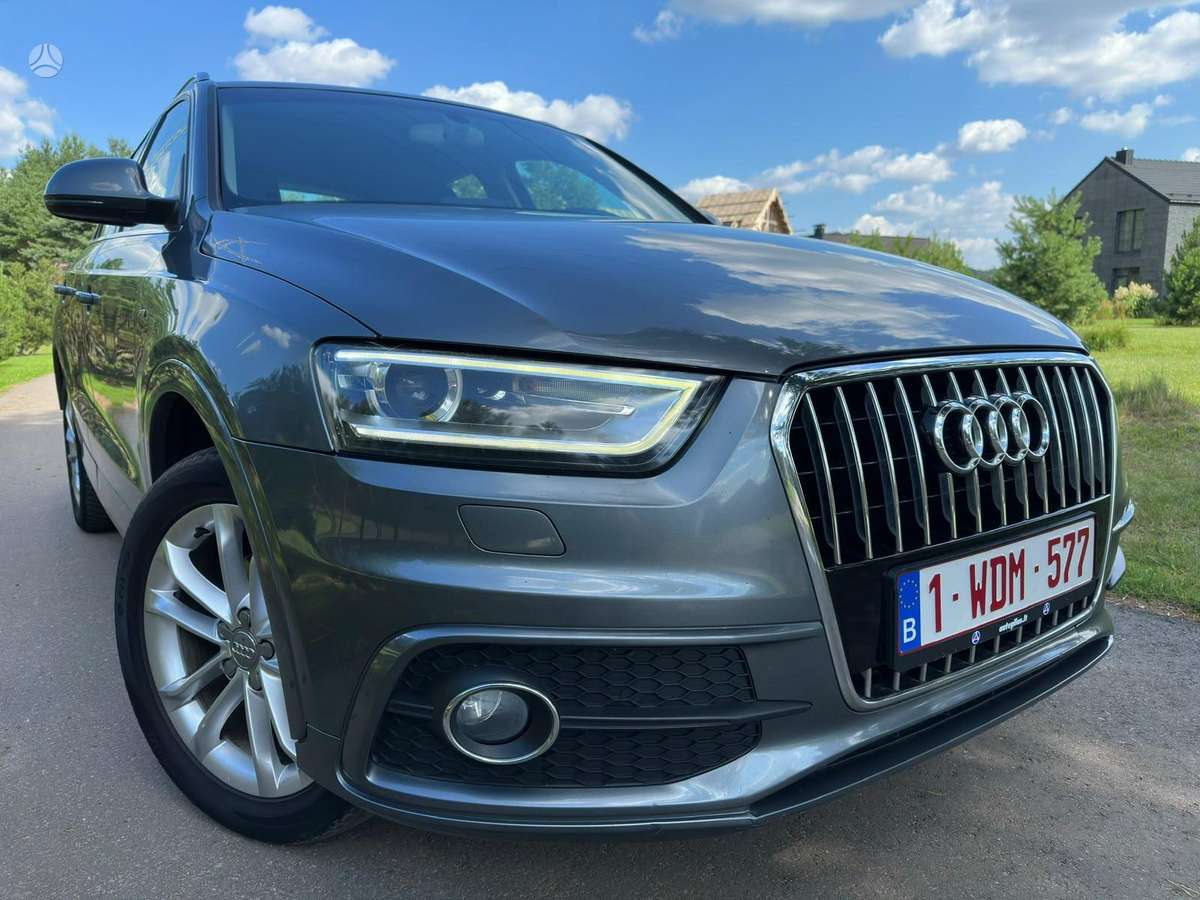 Audi Q3, 2.0 l., Внедорожник / Кроссовер