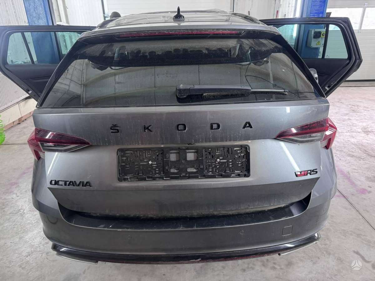 Skoda Octavia dalimis
