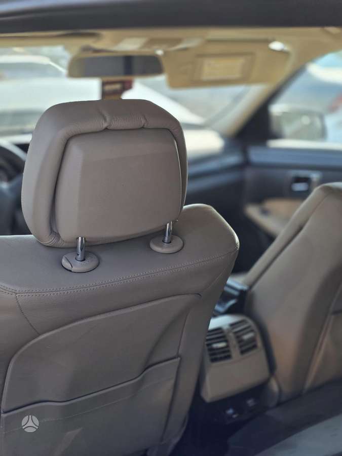 Mercedes-Benz E350 rezerves daļās