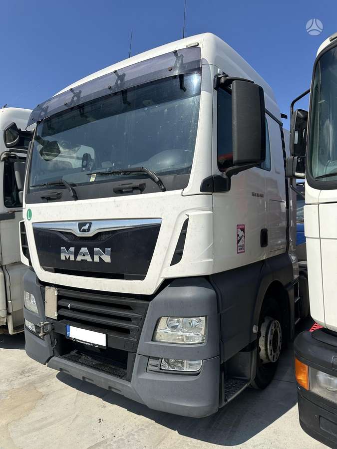 MAN TGX 460, double sleeper