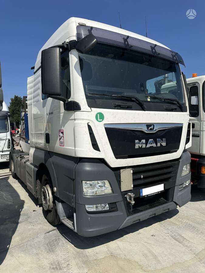 MAN TGX 460, double sleeper
