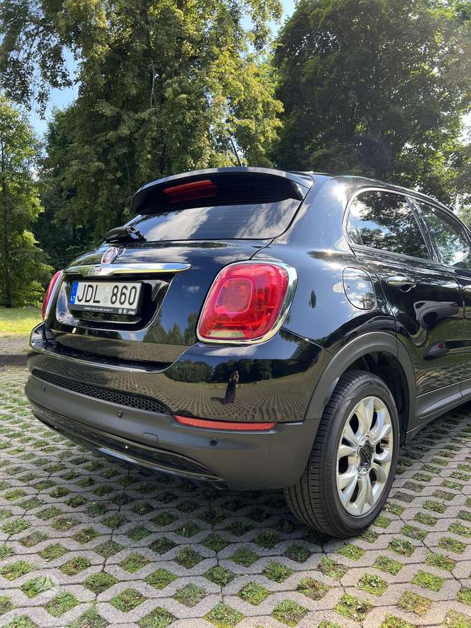 Fiat 500X, 1.6 l., off-road / crossover