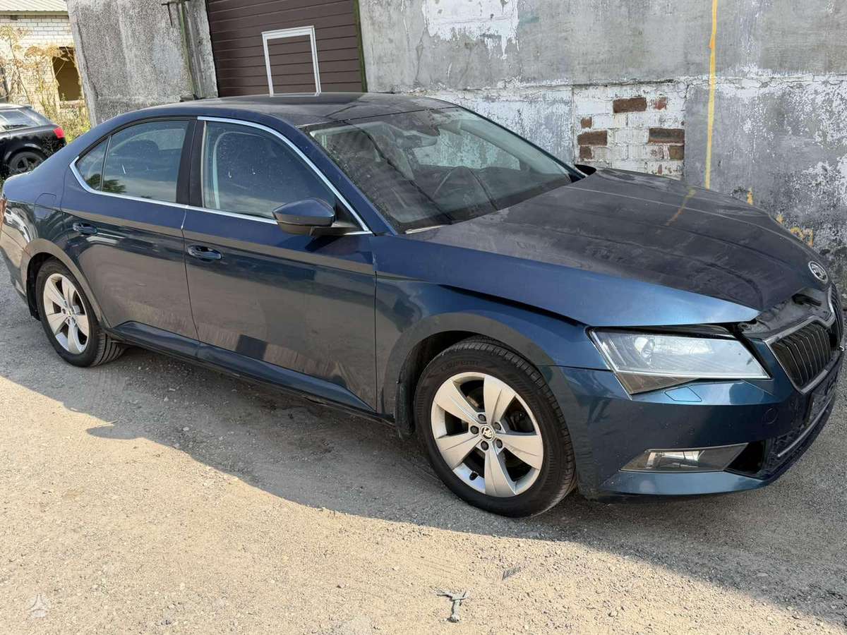 Skoda Superb, 1.4 l., Хэтчбек