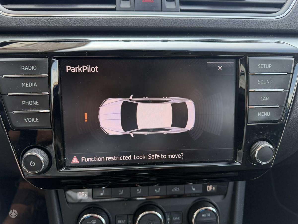 Skoda Superb, 1.4 l., Хэтчбек