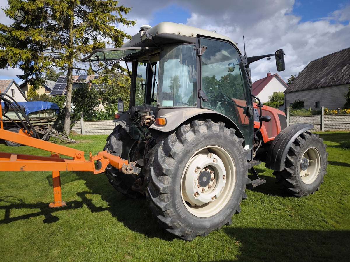 HATTAT A115, tractors