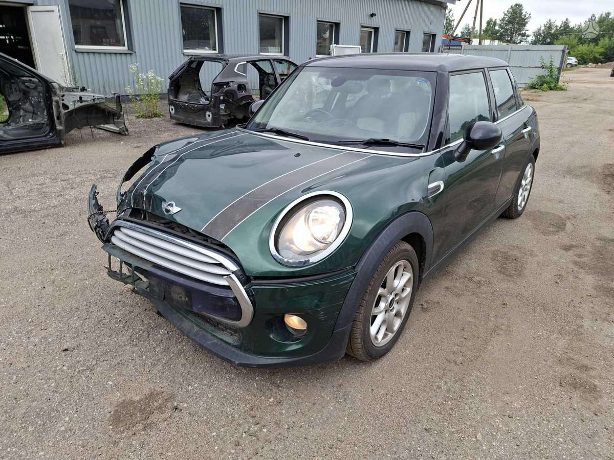 Mini One dalimis. Engine code b37 color code b22