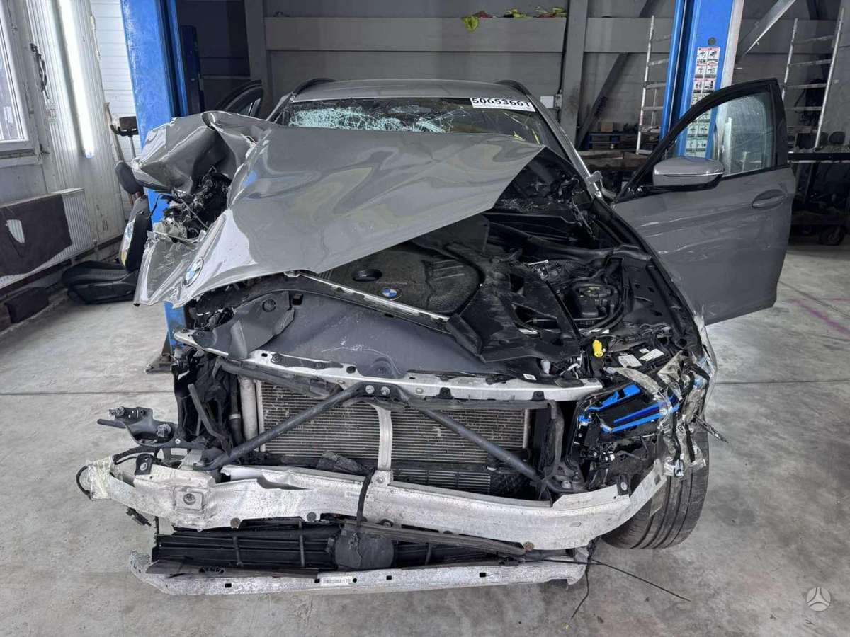 BMW 540 rezerves daļās