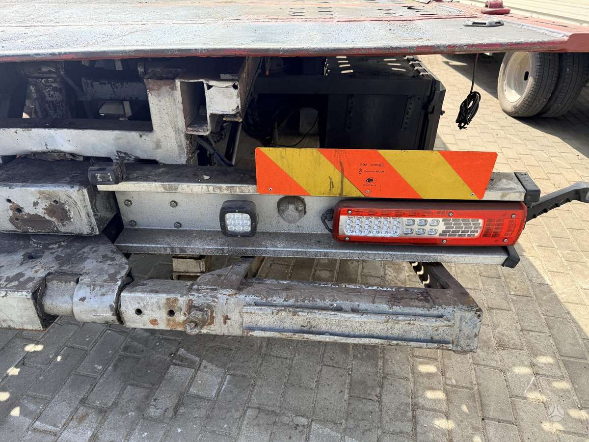 Volvo Fl6, auto transporters