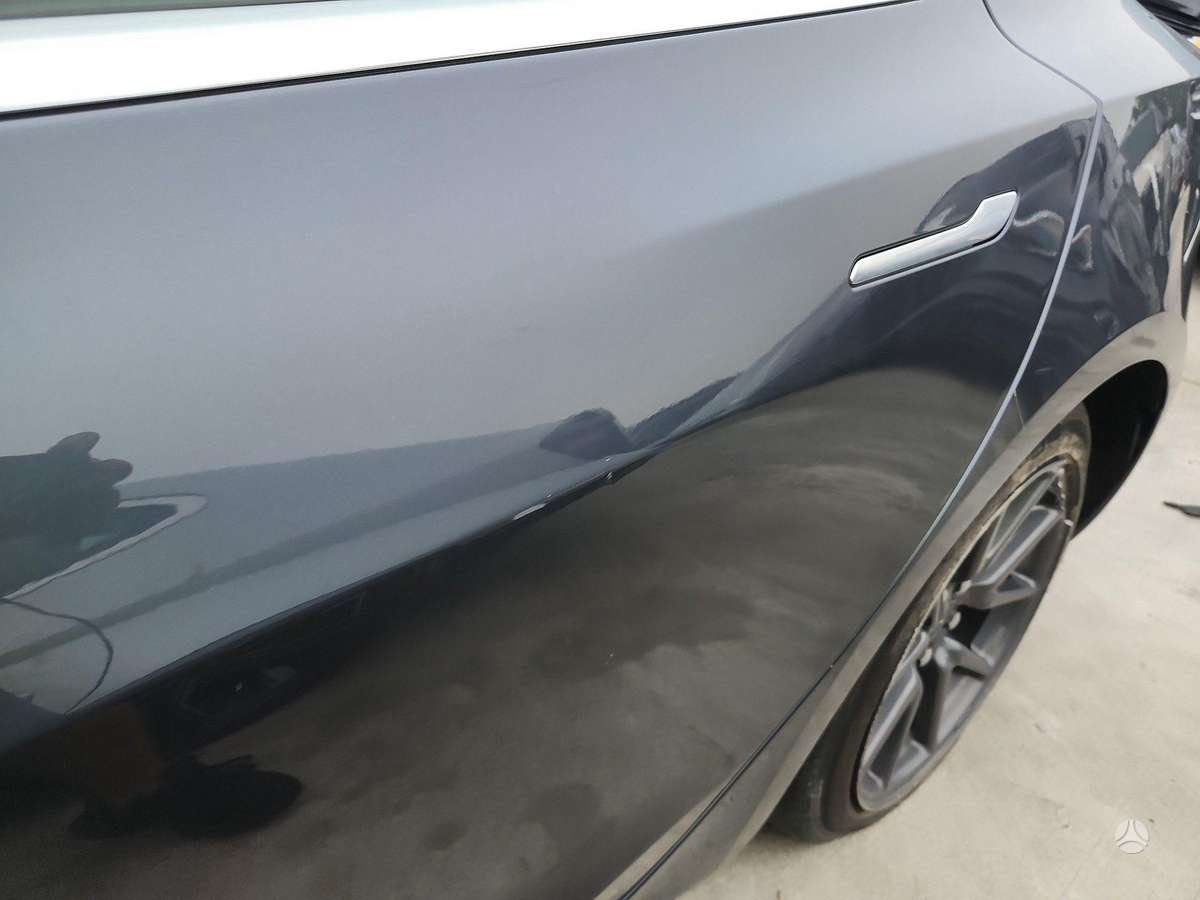 Tesla Model 3, saloon / sedan