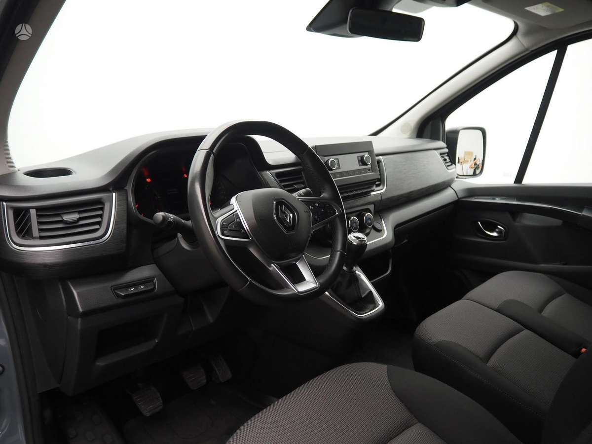Renault Trafic, 2.0 l., mpv / minivan