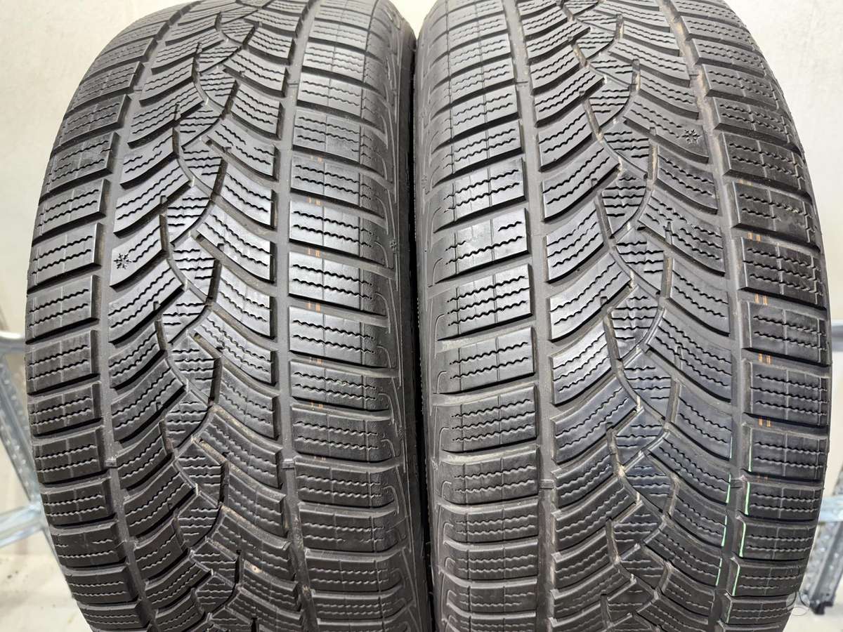 Goodyear Ultragrip performance/2021m, winter 225/45 R18