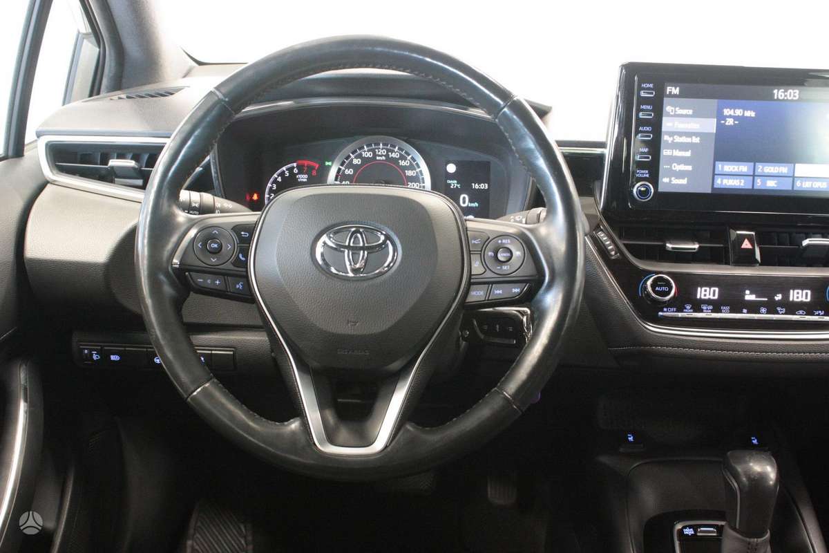 Toyota Corolla, 1.2 l., Универсал