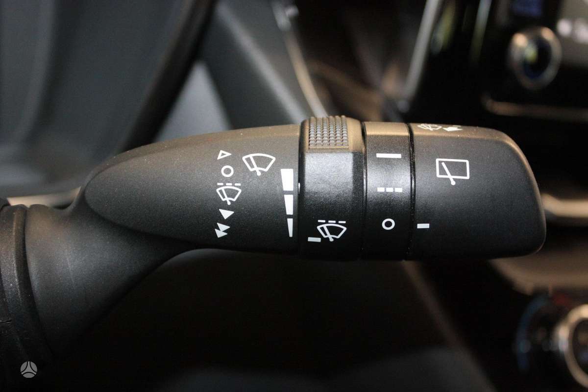 Toyota Corolla, 1.2 l., Универсал