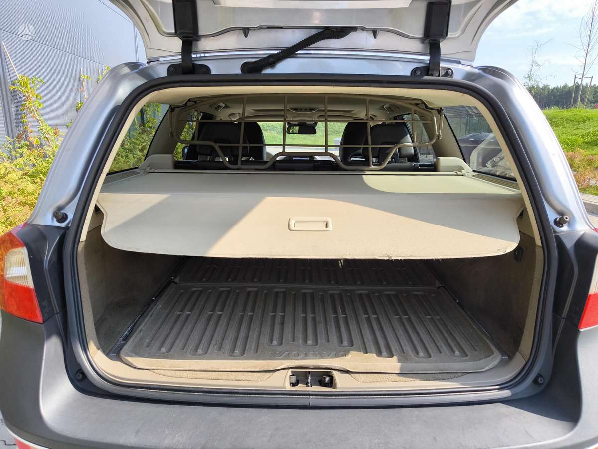 Volvo XC70, 2.4 l., Универсал