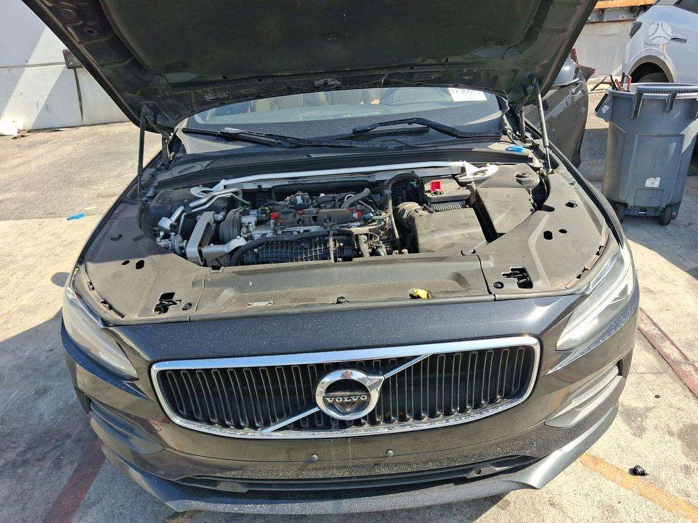 Volvo S90, 2.0 l., Седан