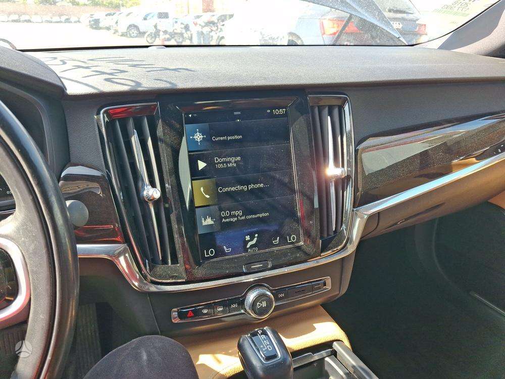 Volvo S90, 2.0 l., Седан