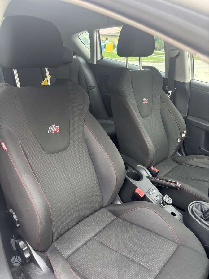 Seat Leon, 2.0 l., Хэтчбек