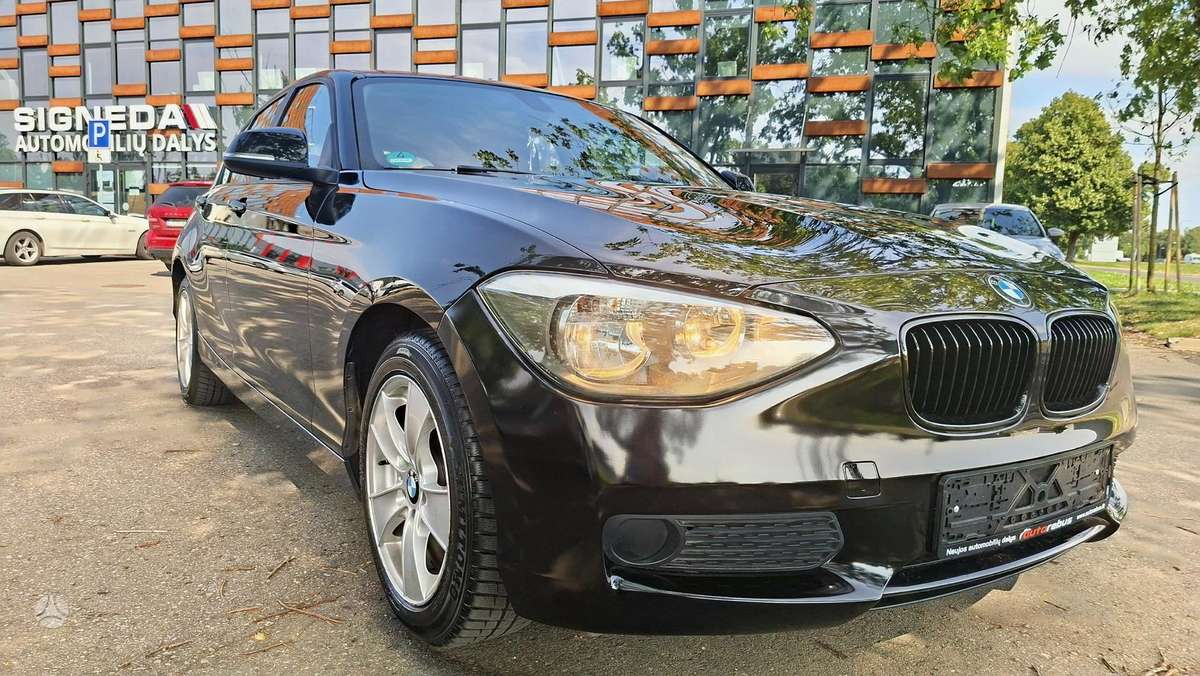 BMW 116, 2.0 l., Хэтчбек