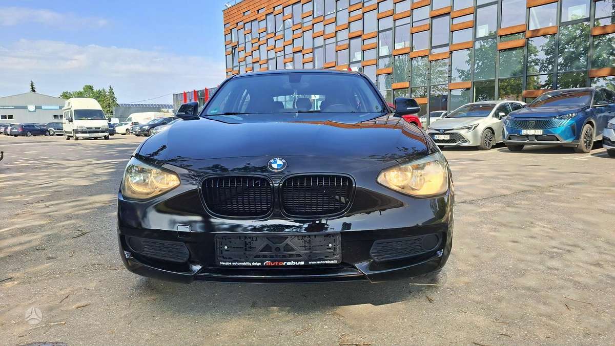 BMW 116, 2.0 l., Хэтчбек