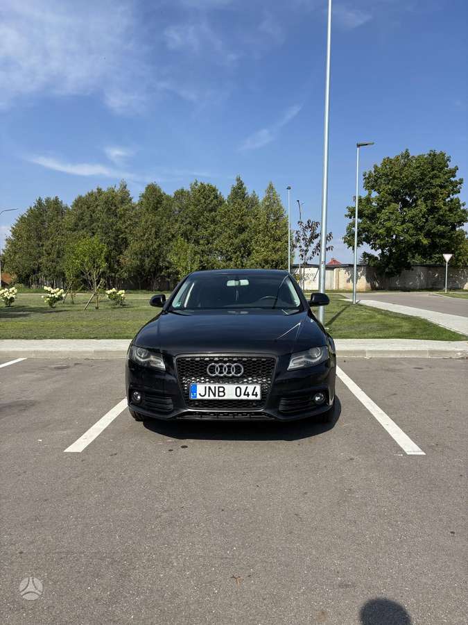 Audi A4, 2.7 l., Седан