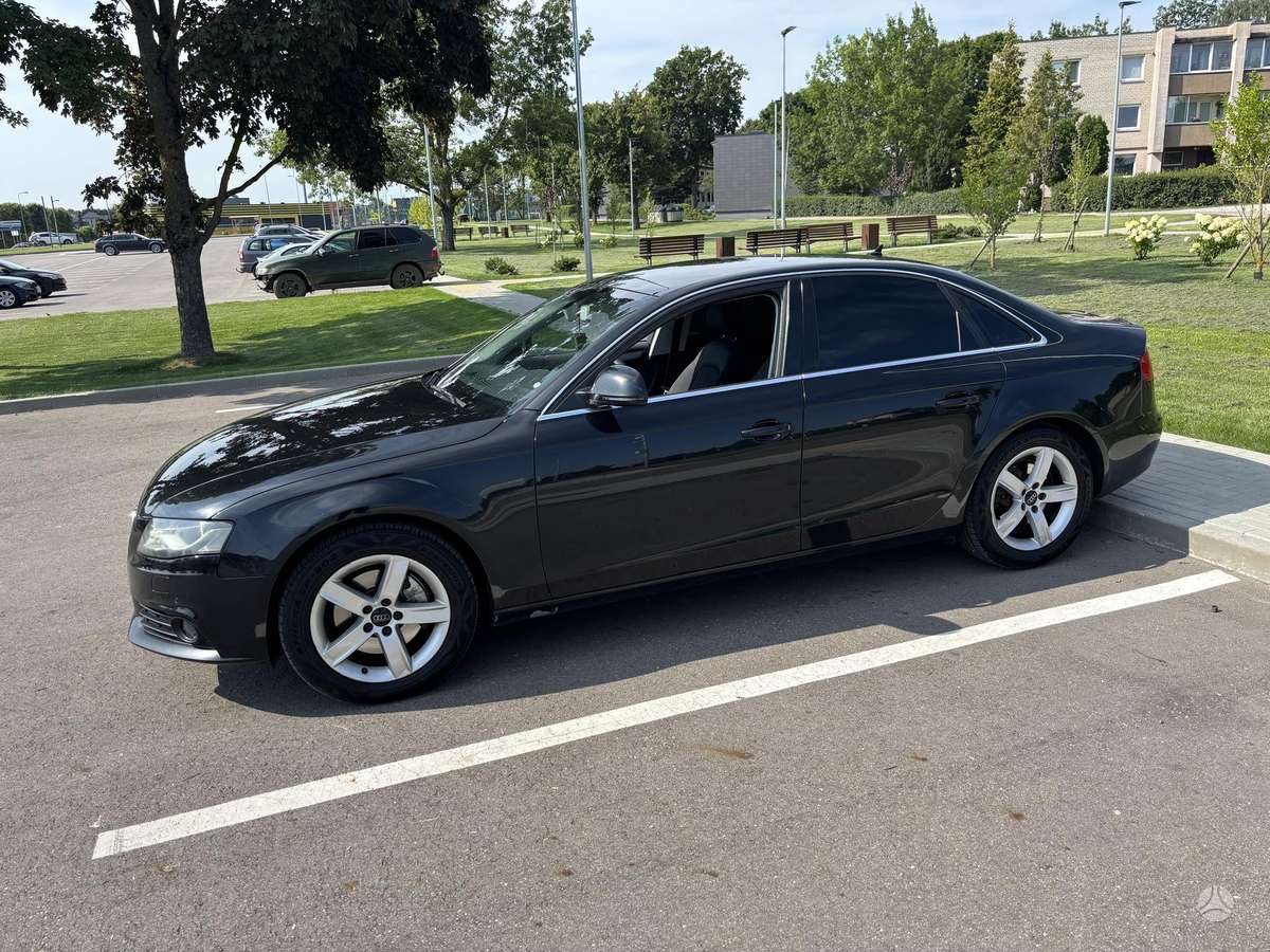 Audi A4, 2.7 l., Седан