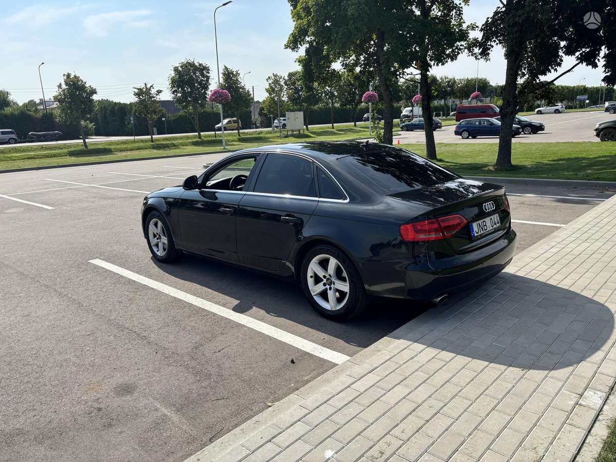 Audi A4, 2.7 l., Седан