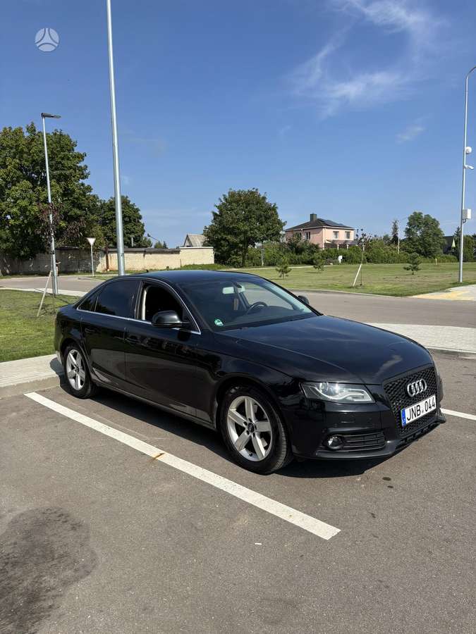 Audi A4, 2.7 l., Седан