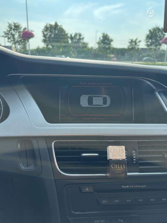 Audi A4, 2.7 l., Седан