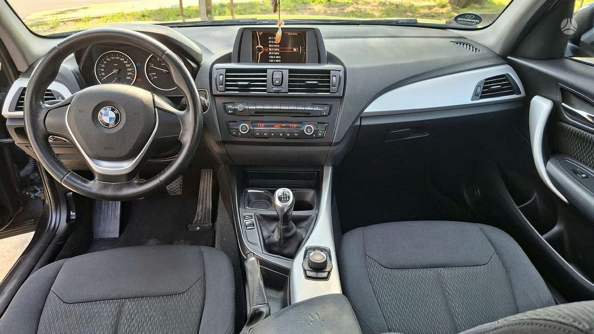 BMW 116, 2.0 l., Хэтчбек