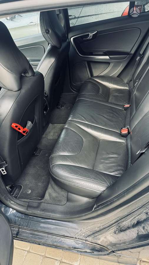 Volvo V60, 2.4 l., Универсал