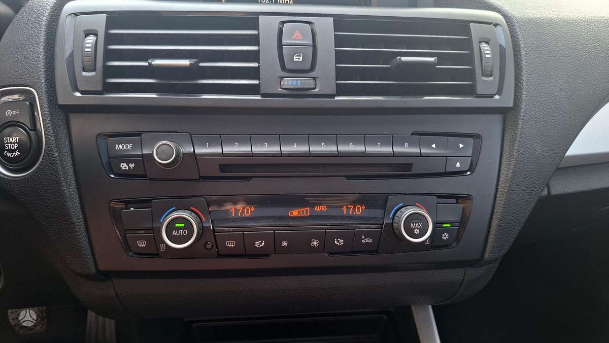 BMW 116, 2.0 l., hatchback