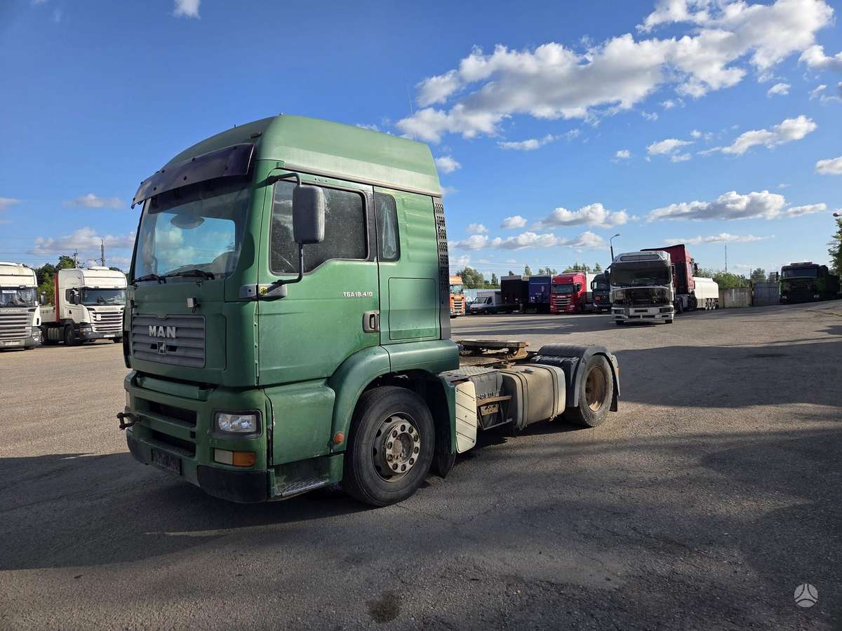 MAN 18.410, single sleeper