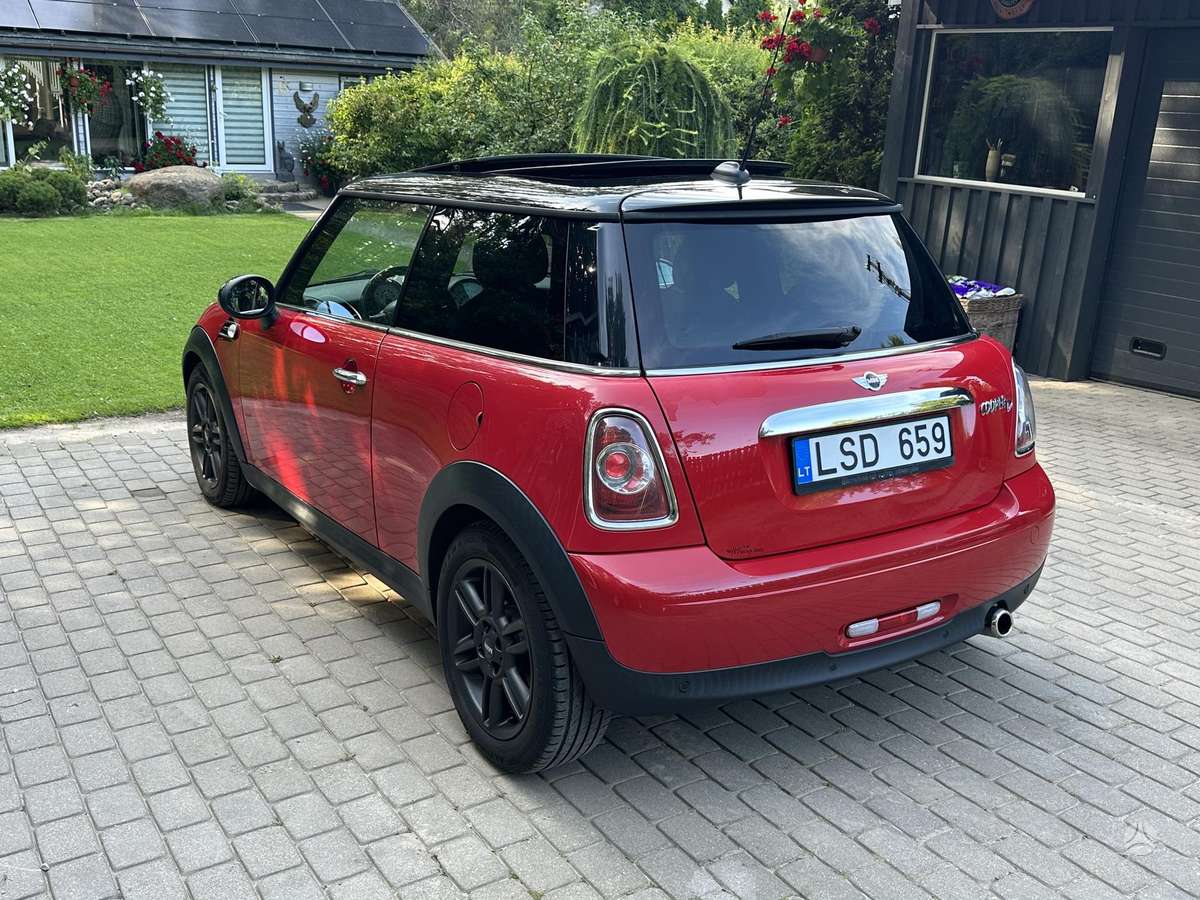 Mini Cooper, 1.6 l., Хэтчбек
