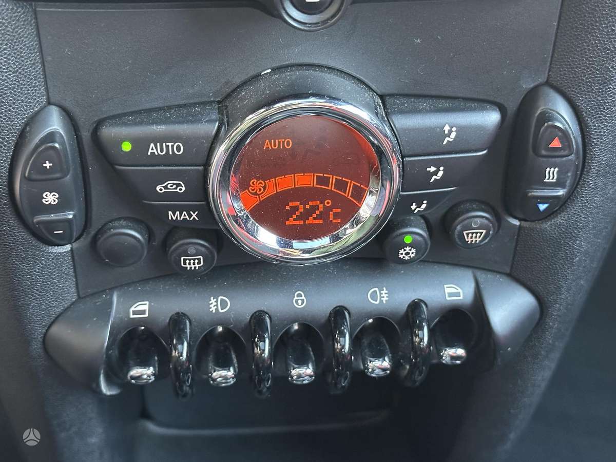 Mini Cooper, 1.6 l., Хэтчбек