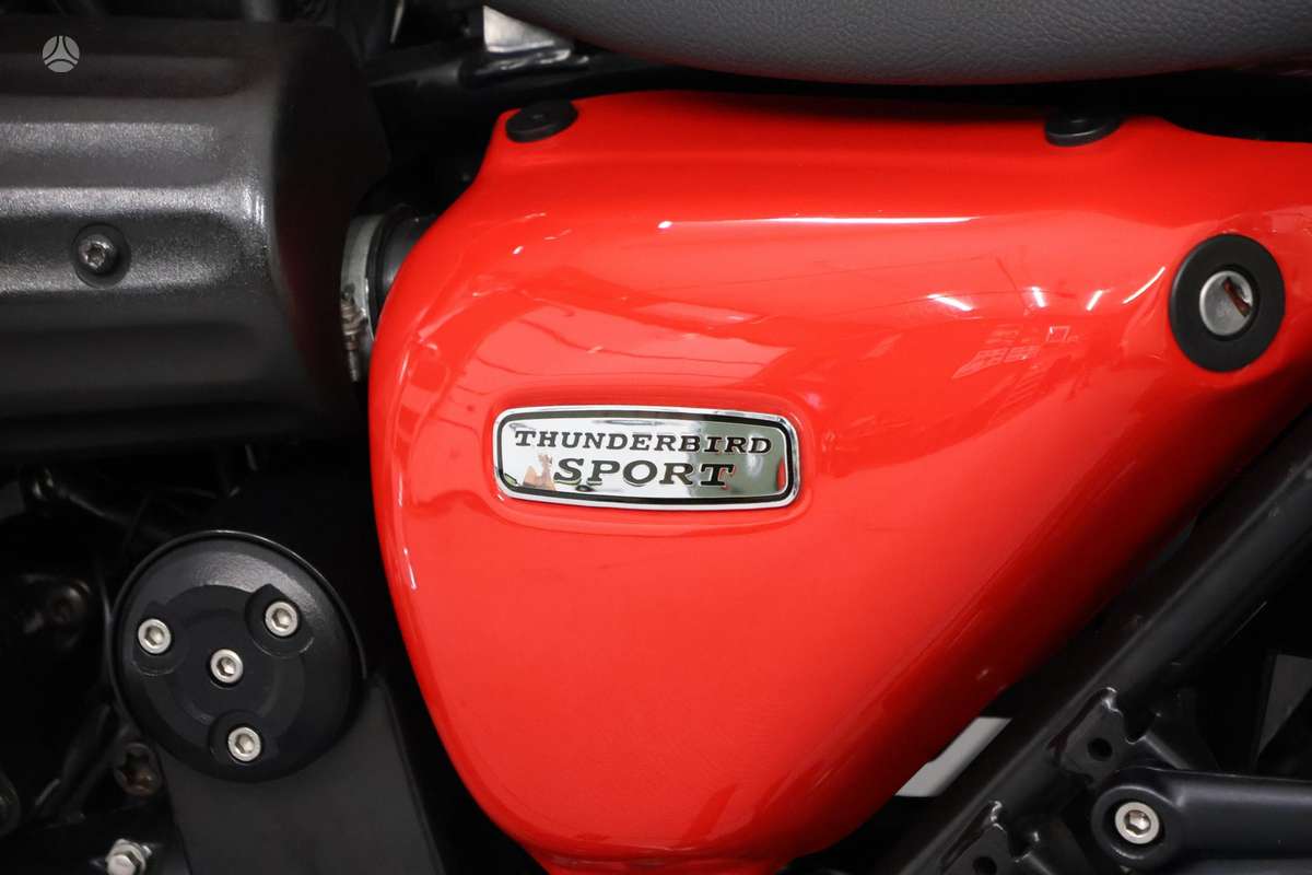 Triumph Thunderbird, ielas motocikls