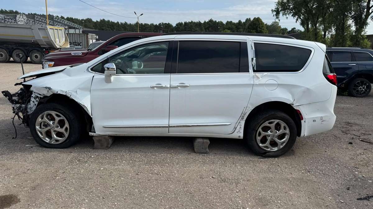 Chrysler Pacifica, 3.6 l., Минивэн