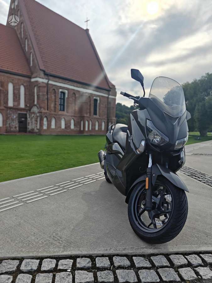 Yamaha XMAX 250 250cc, scooters / mopeds