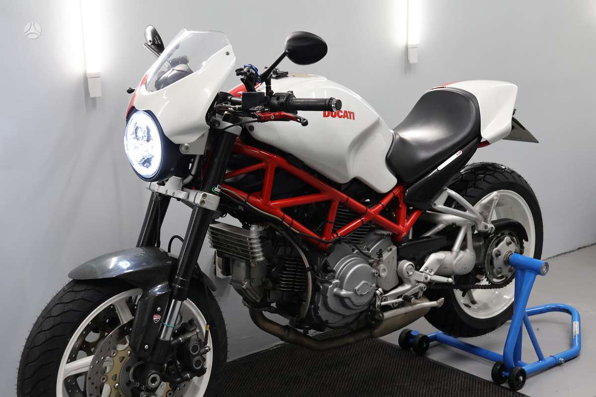 Ducati Monster 800cc, street / classic