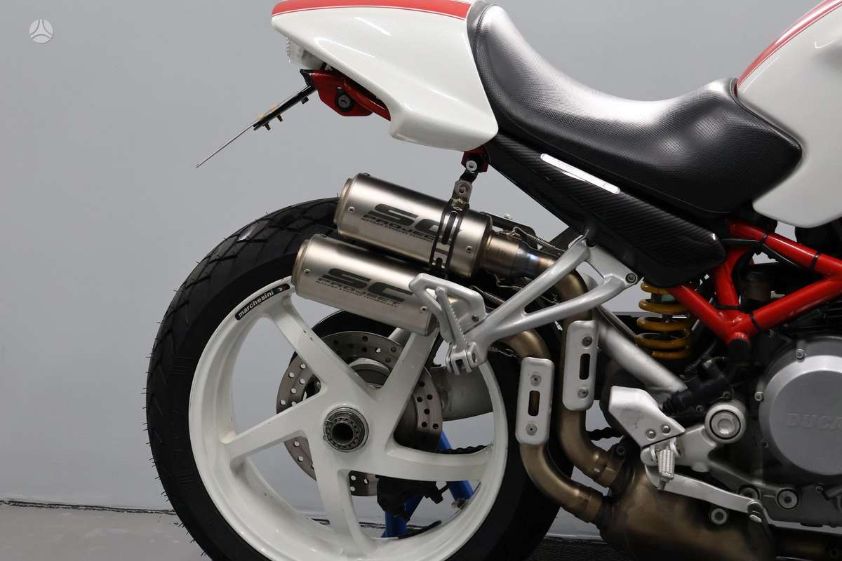 Ducati Monster 800cc, street / classic