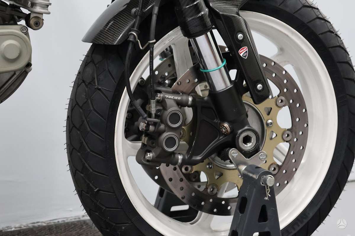 Ducati Monster 800cc, street / classic