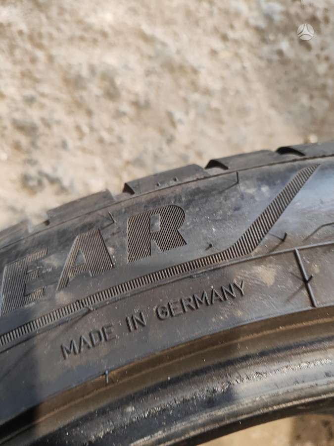 Goodyear, winter 265/45 R20