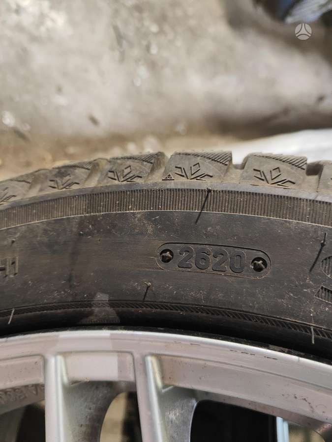 Triangle, ziemas 255/40 R19