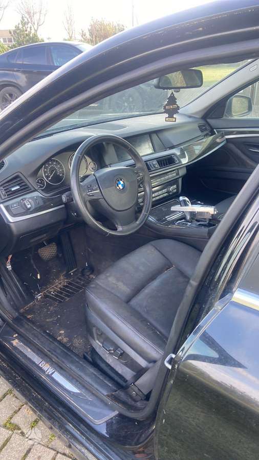 BMW 528 for parts