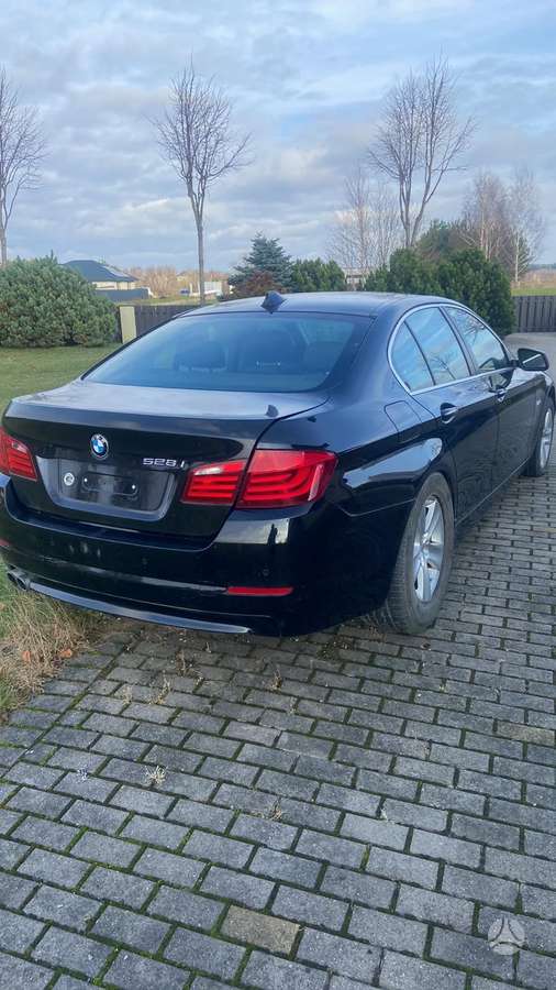 BMW 528 по частям