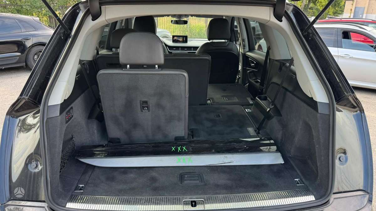 Audi Q7, 3.0 l., off-road / crossover