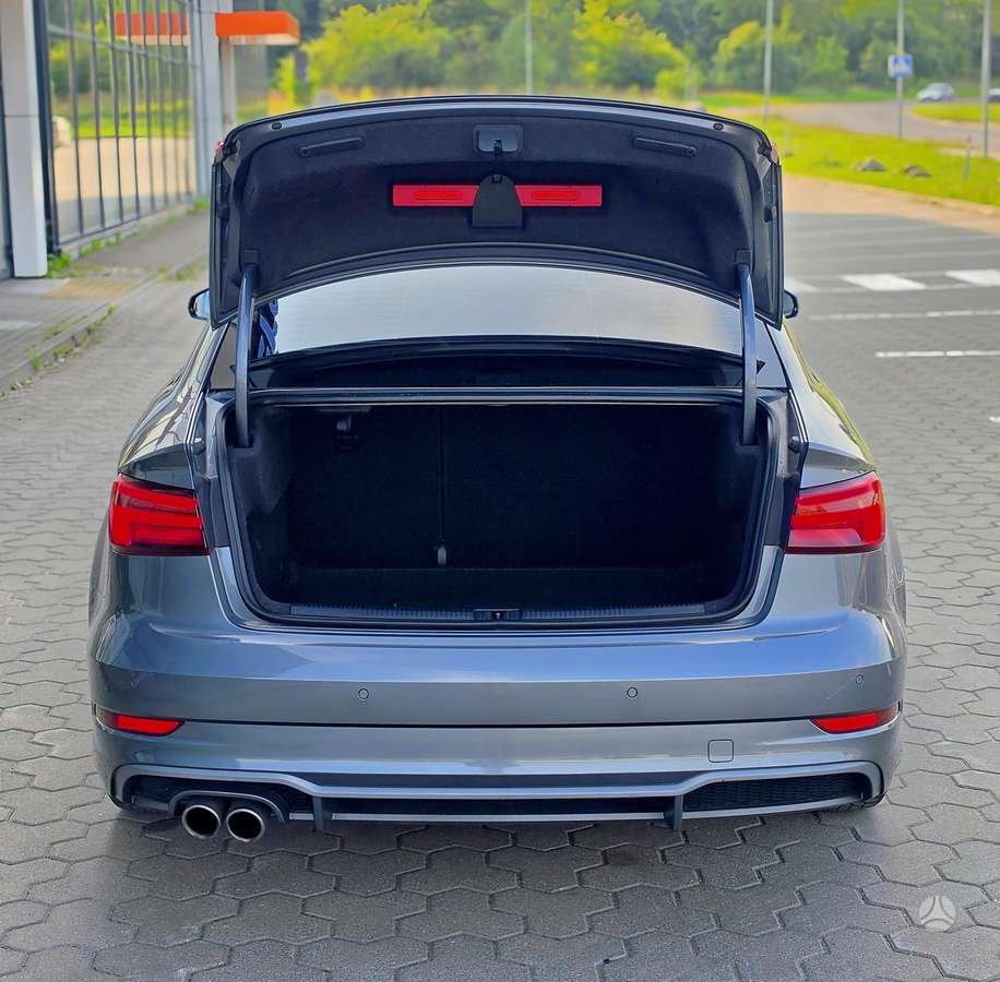 Audi A3, 1.5 l., Седан