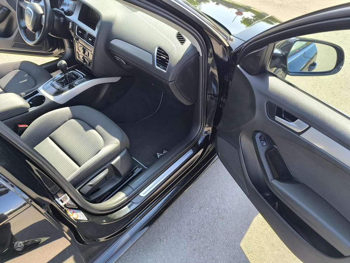 Audi A4, 2.0 l., Универсал